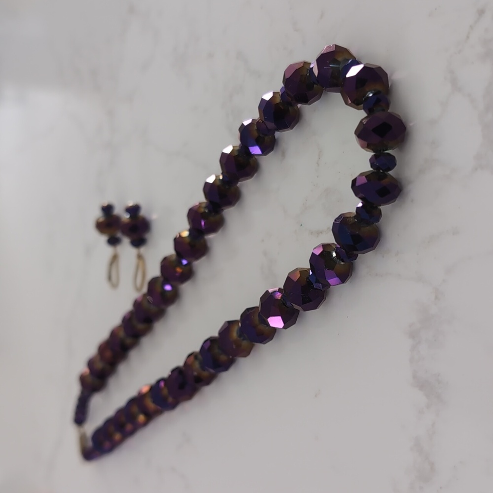 Deep purple iridescent necklace with earrings